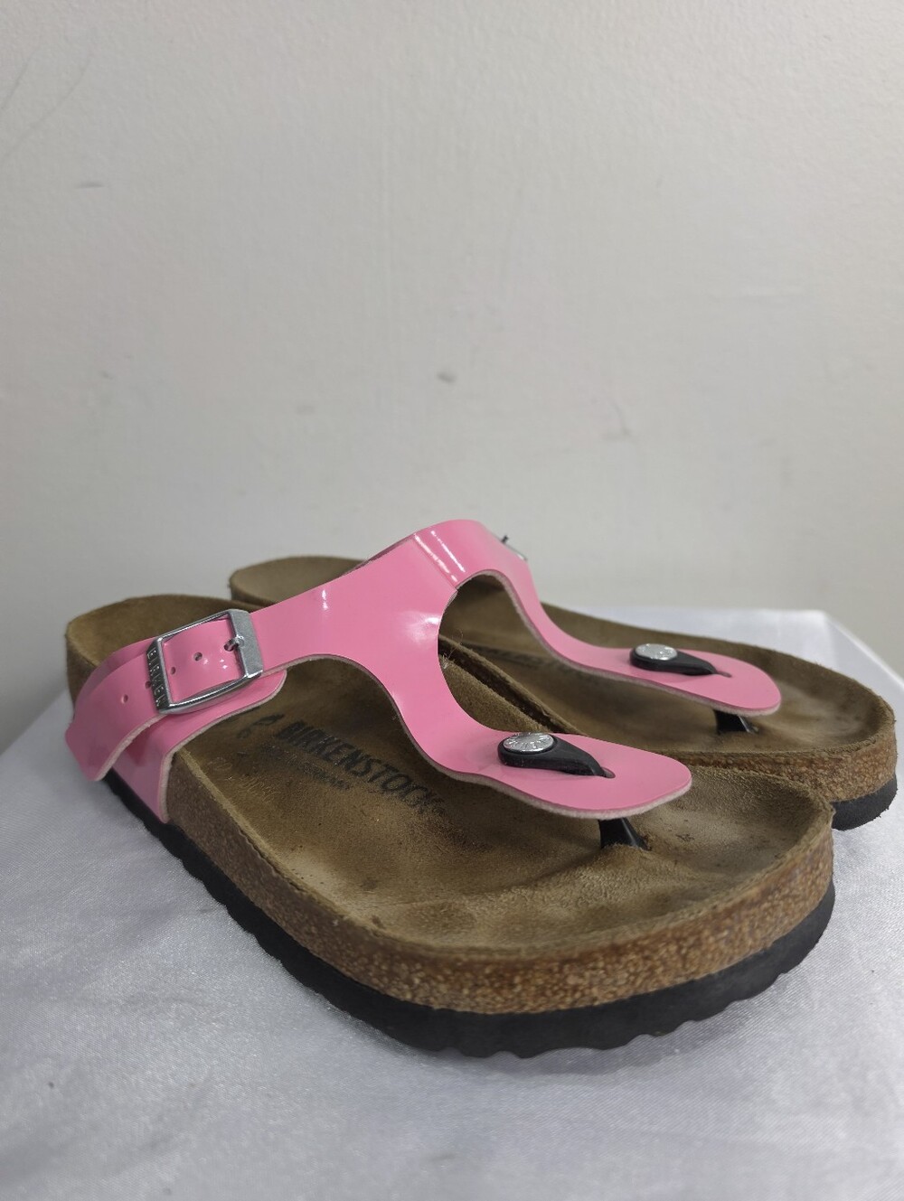Birkenstock Gizeh Pink Patent Thong Sandals